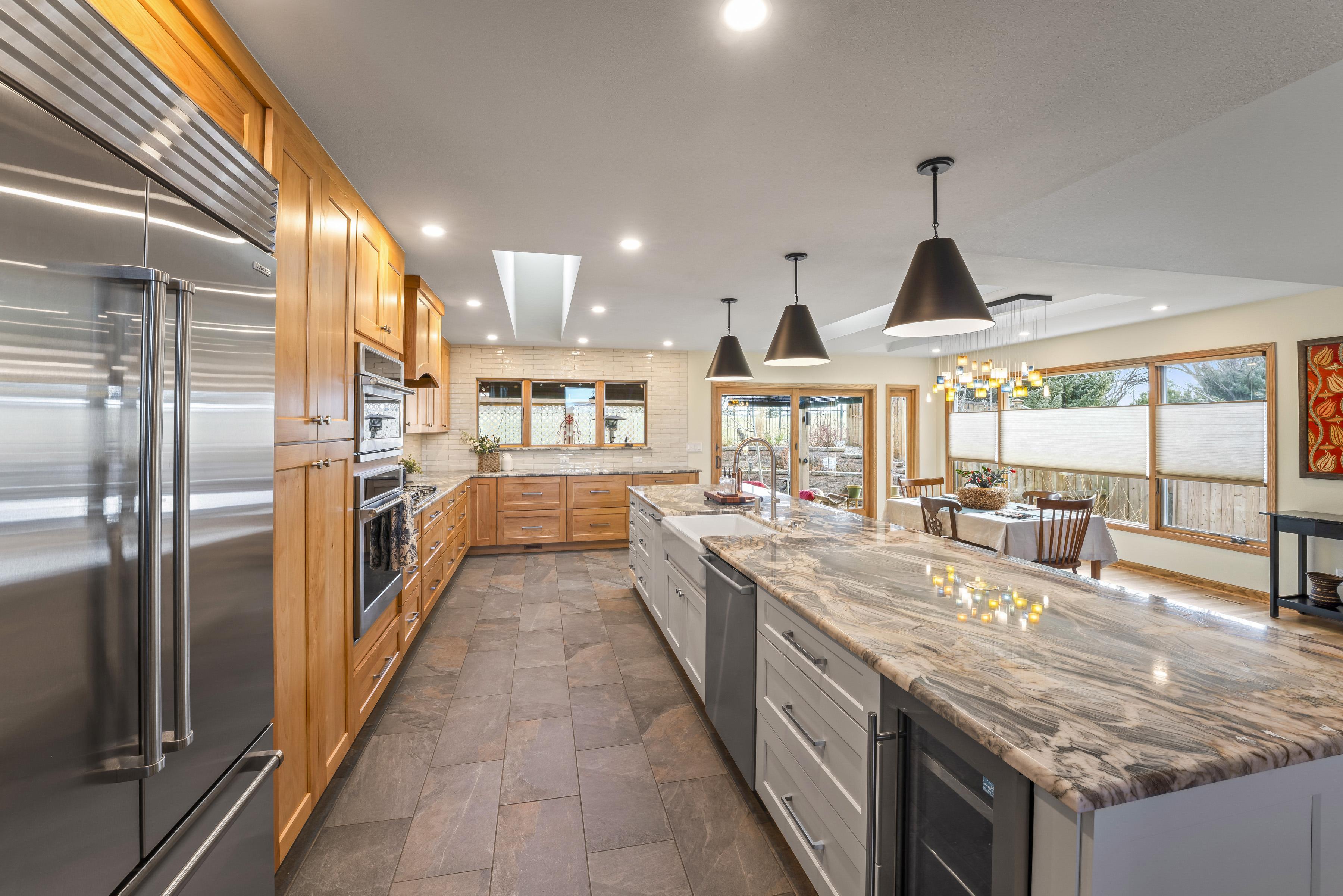 Southridge Kitchen plumbing fixtures and sink